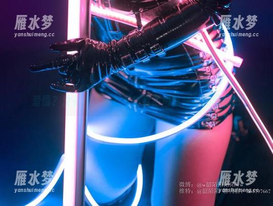 陌陌咕咕咕 爱情?没有!吊带?有!看陌陌咕咕咕的私拍吧