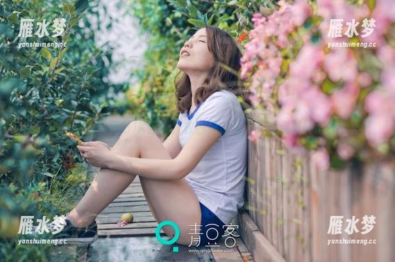 青豆客 - 分享赵伊彤JK原图，校园风总是让人想起那段懵懂年华…