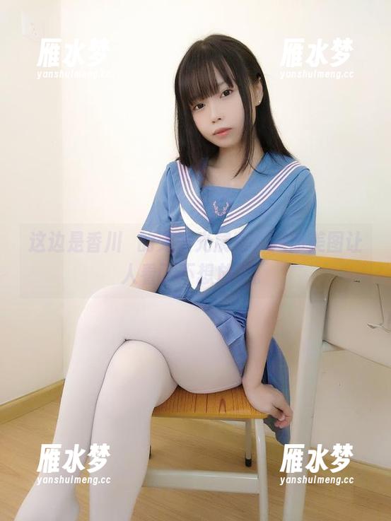 这边是香川澪的无圣光展览，足部美图让人看了不想放下。