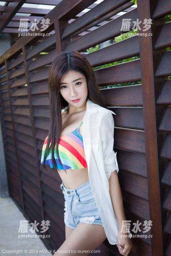 魅妍社 - 陆金佳Jessica的厨娘分享：美食？不，我只想看她的身姿！